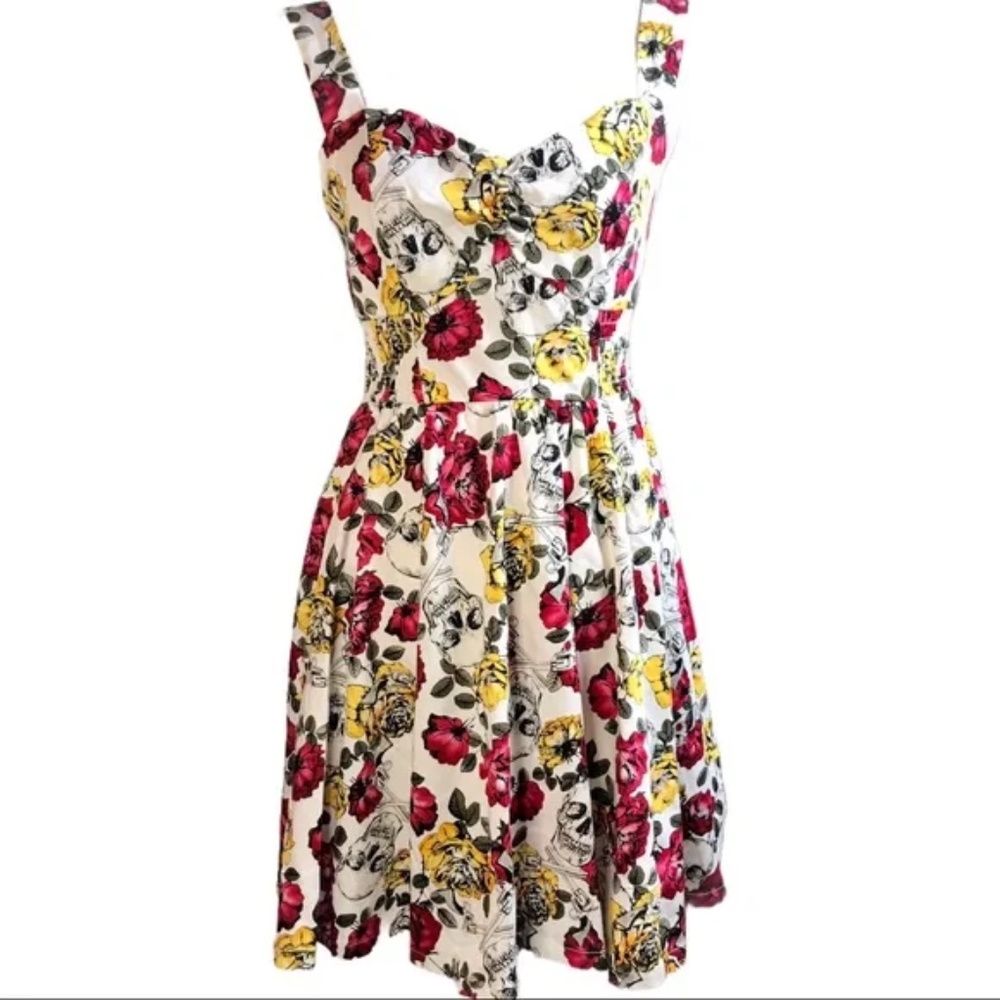 Hot Topic Rockabilly Guns N Roses Sweetheart Dress - size S/M